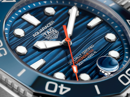 TAG Heuer Aquaracer Professional 300 Date 42mm – Blau