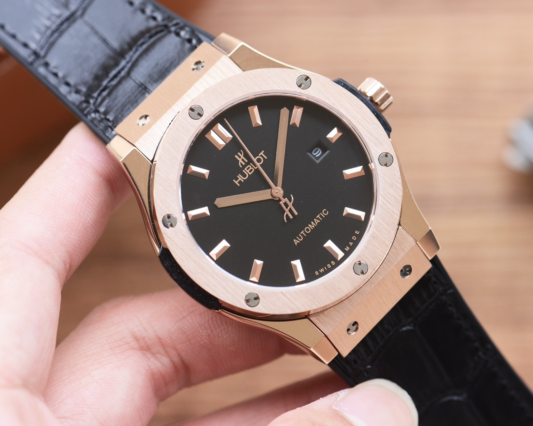 НВ Classic Fusion Watch