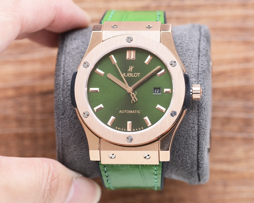 НВ Classic Fusion Watch
