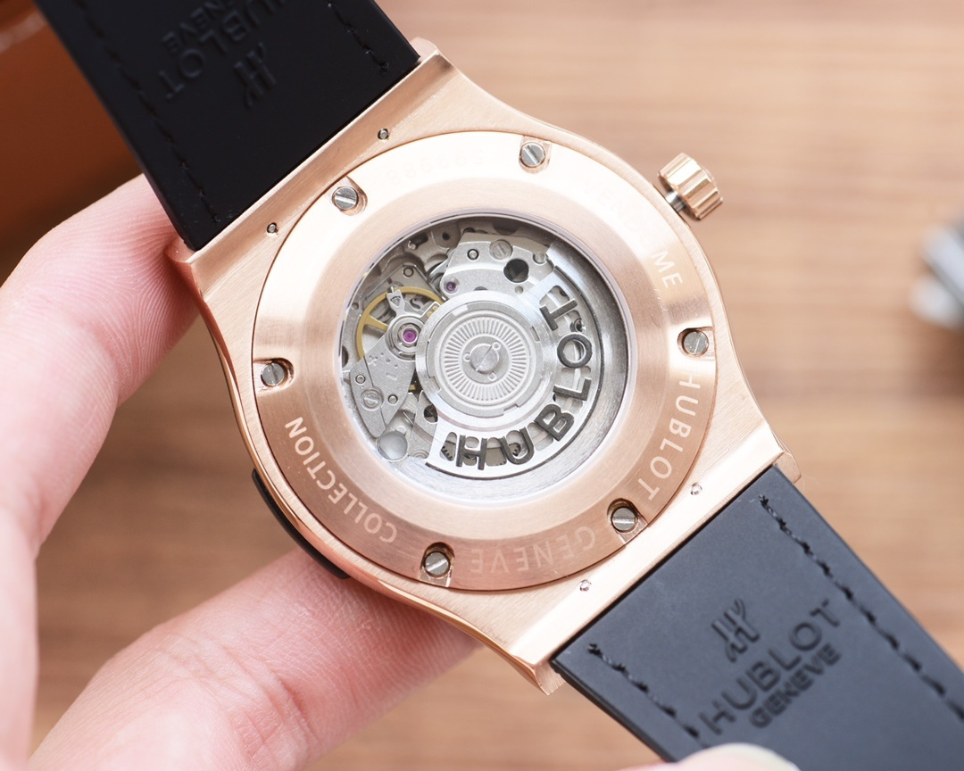 НВ Classic Fusion Watch