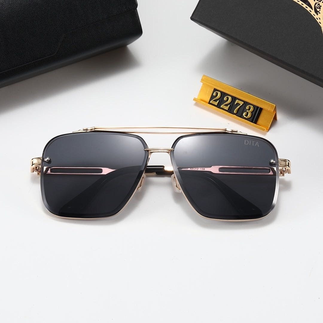 Titanium Look - Dita