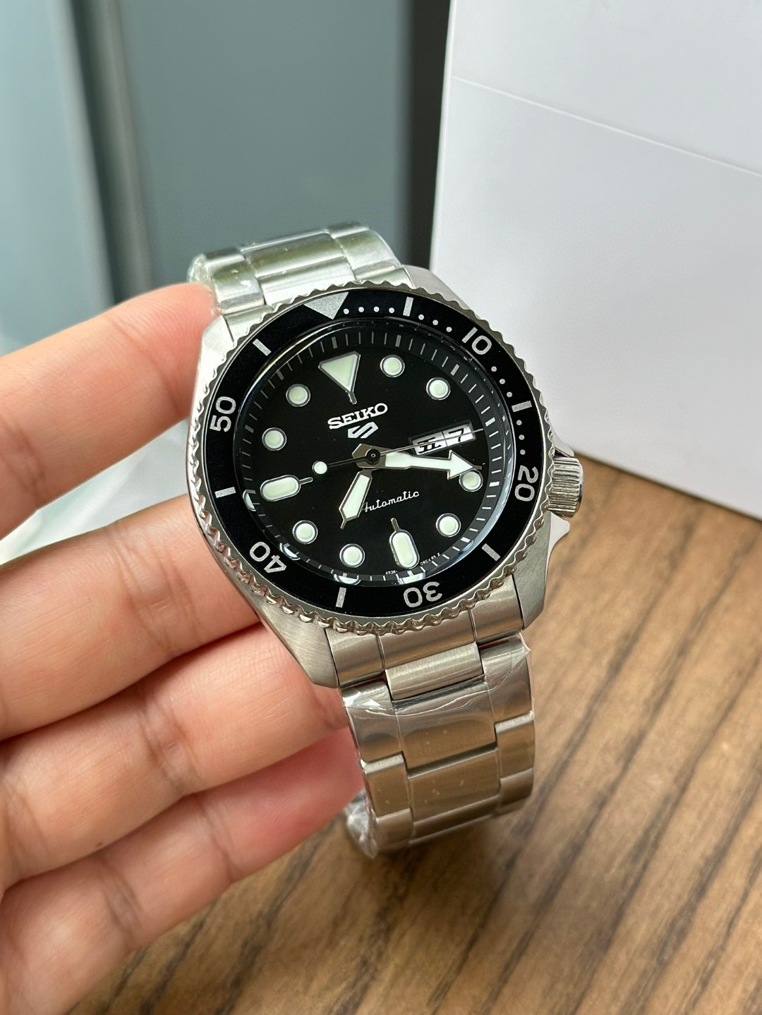 Reloj ЅК 5 Sports negro