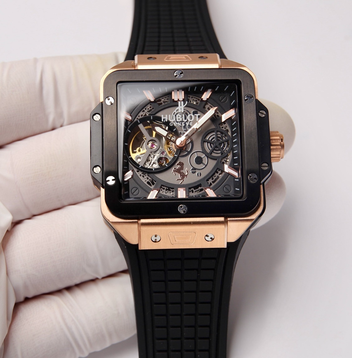 НВ Square Bang Unico Watch